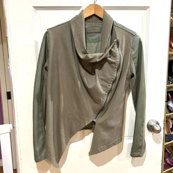 BlankNYC Olive Green Vegan Leather Moto Jacket Size S - Picture 3 of 13